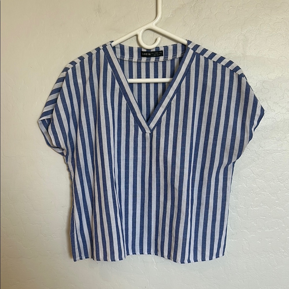 Blue Striped V-Neck Top Size Large